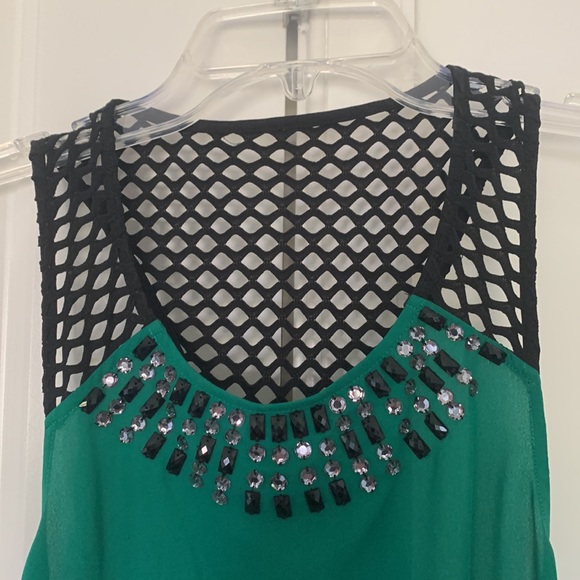 Express Top - Picture 2 of 4